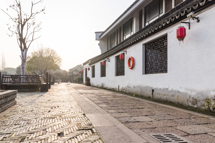 点击大图看下一张：古风浓郁的浙江西塘古镇风景图片