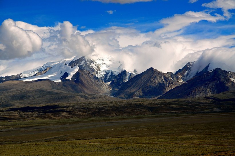 点击大图看下一张：西藏希夏邦马风景图片
