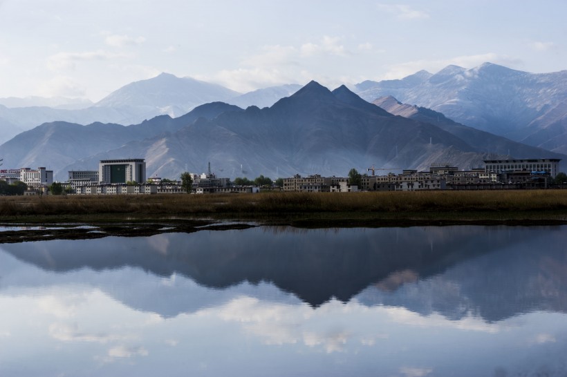 点击大图看下一张：西藏绝美风景图片