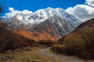 西藏亚拉雪山风景图片_8张