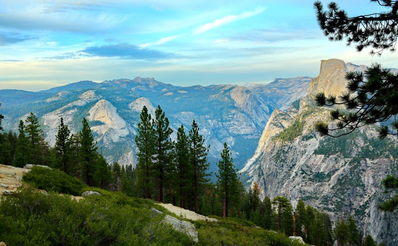 点击大图看下一张：美国加州优山美地国家公园风景图片