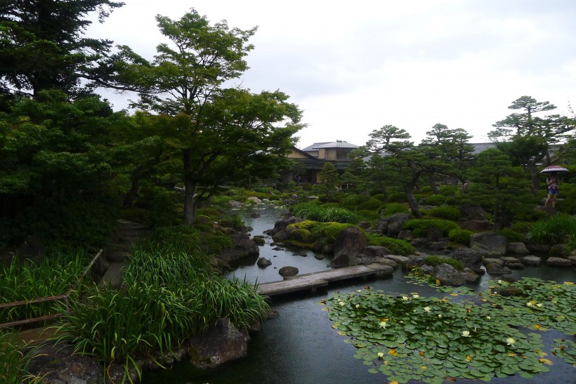 点击大图看下一张：日本松江由志园风景图片