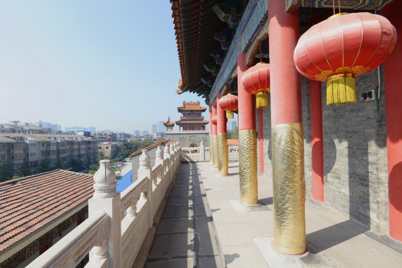 点击大图看下一张：陕西西安云居寺风景图片