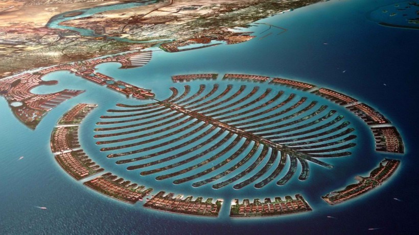 点击大图看下一张：迪拜棕榈岛图片