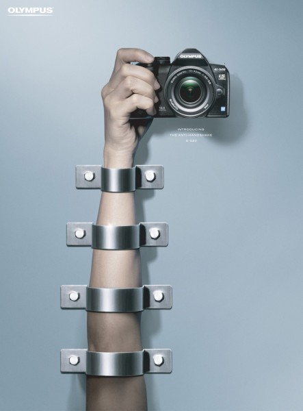 点击大图看下一张：相机广告创意图片