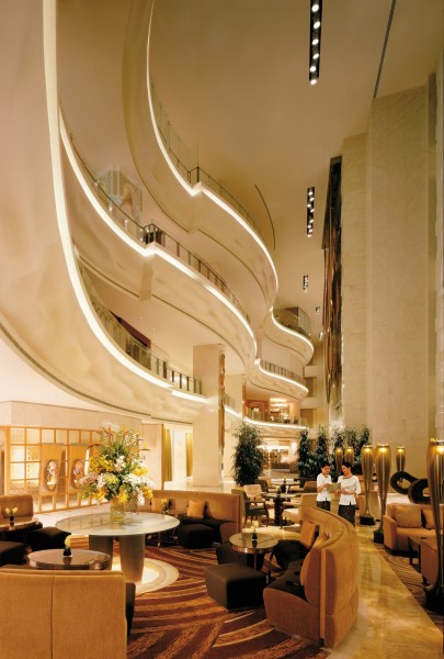 点击大图看下一张：迪拜香格里拉大酒店大堂图片