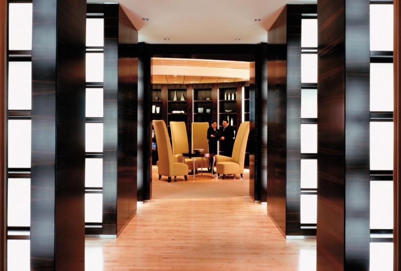 点击大图看下一张：迪拜香格里拉大酒店会议厅图片