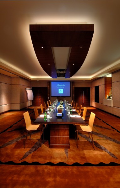 点击大图看下一张:迪拜凯宾斯基酒店装潢图片