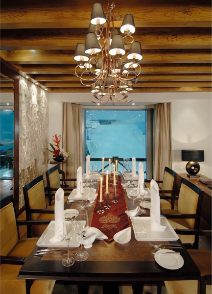 点击大图看下一张:迪拜凯宾斯基酒店装潢图片