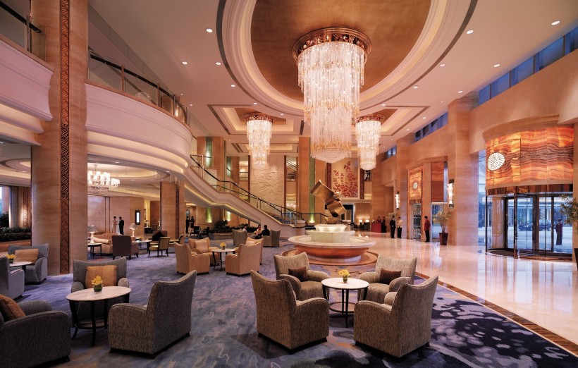 点击大图看下一张：广州香格里拉大酒店大堂图片