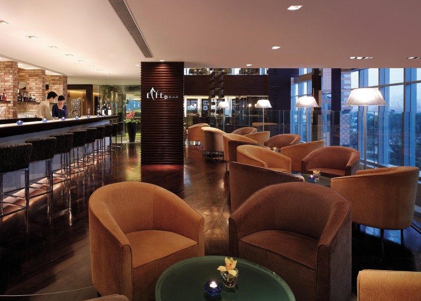 点击大图看下一张：广州香格里拉大酒店酒吧图片