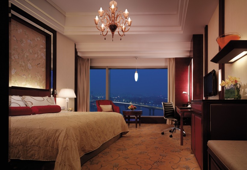 点击大图看下一张：广州香格里拉大酒店客房图片