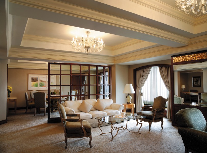 点击大图看下一张：哈尔滨香格里拉大酒店客房图片
