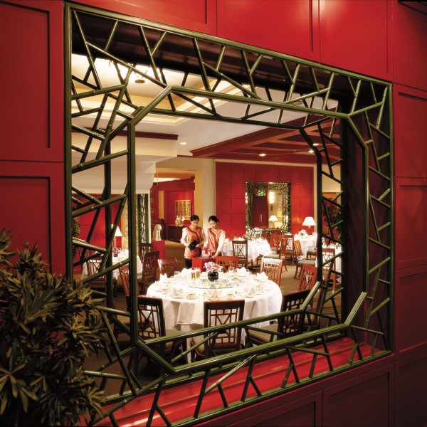 点击大图看下一张：哈尔滨香格里拉大酒店宴会图片