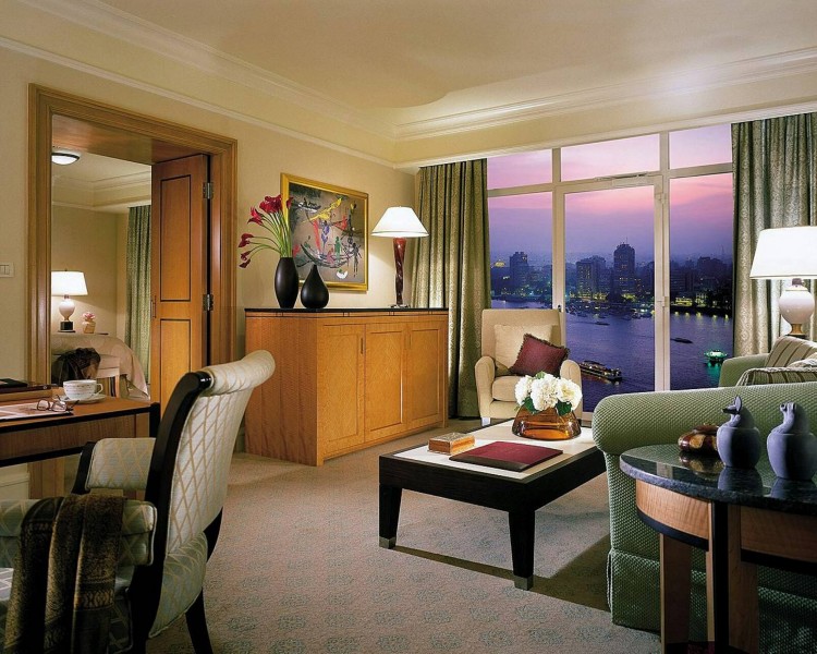 点击大图看下一张：开罗四季酒店装潢图片