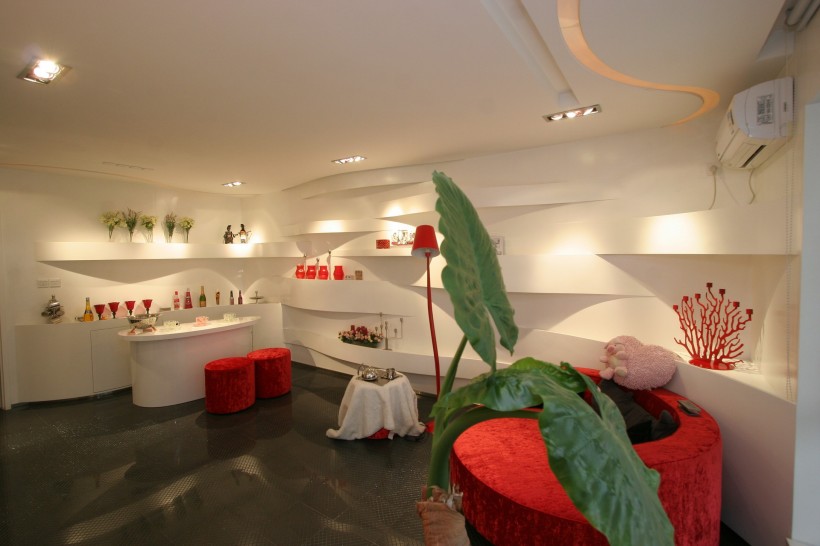 点击大图看下一张:客厅图片