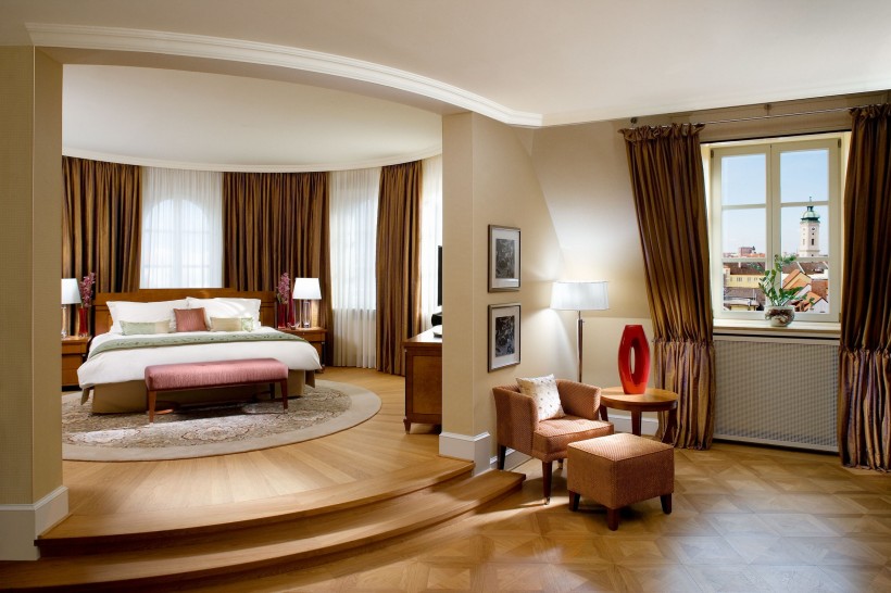 点击大图看下一张：慕尼黑文华东方酒店图片