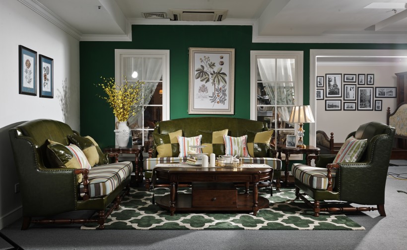 点击大图看下一张：奢华欧式客厅设计图片
