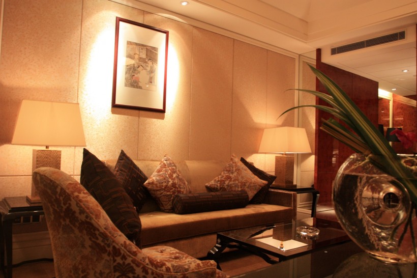 点击大图看下一张：上海名美兴荣豪廷酒店图片