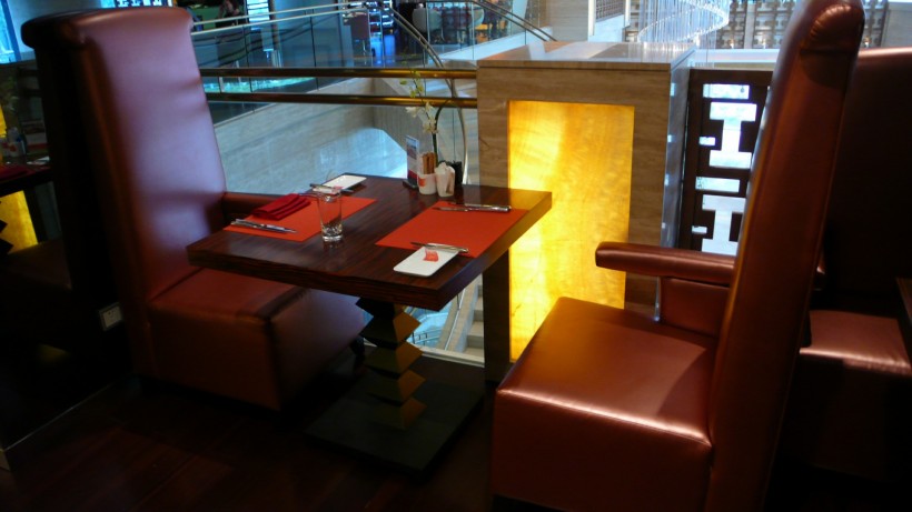 点击大图看下一张：上海酒店室内装潢设计图片