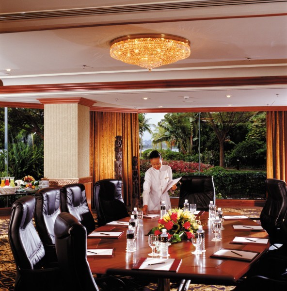 点击大图看下一张：香格里拉丹绒亚路度假酒店会议厅图片