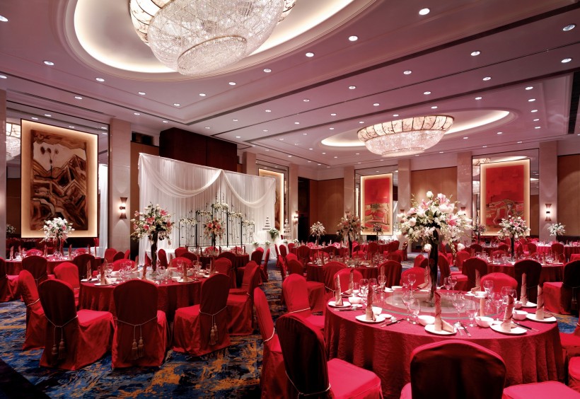 点击大图看下一张：苏州香格里拉大酒店宴会厅图片