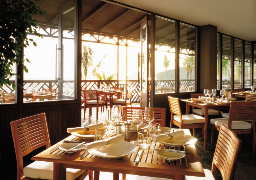 点击大图看下一张：阿曼香格里拉大酒店餐厅图片