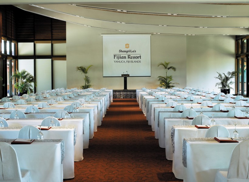 点击大图看下一张：香格里拉斐济度假酒店会议厅图片