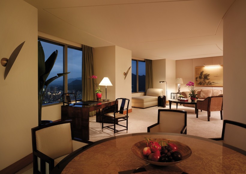 点击大图看下一张:台北香格里拉远东国际大饭店客房图片