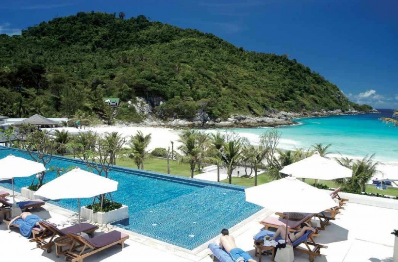 点击大图看下一张：泰国皇帝岛拉查酒店图片