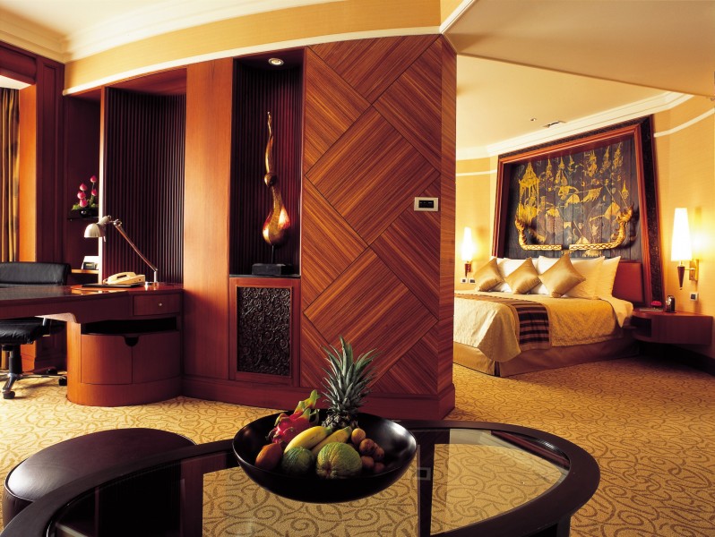 点击大图看下一张：泰国曼谷香格里拉酒店客房图片