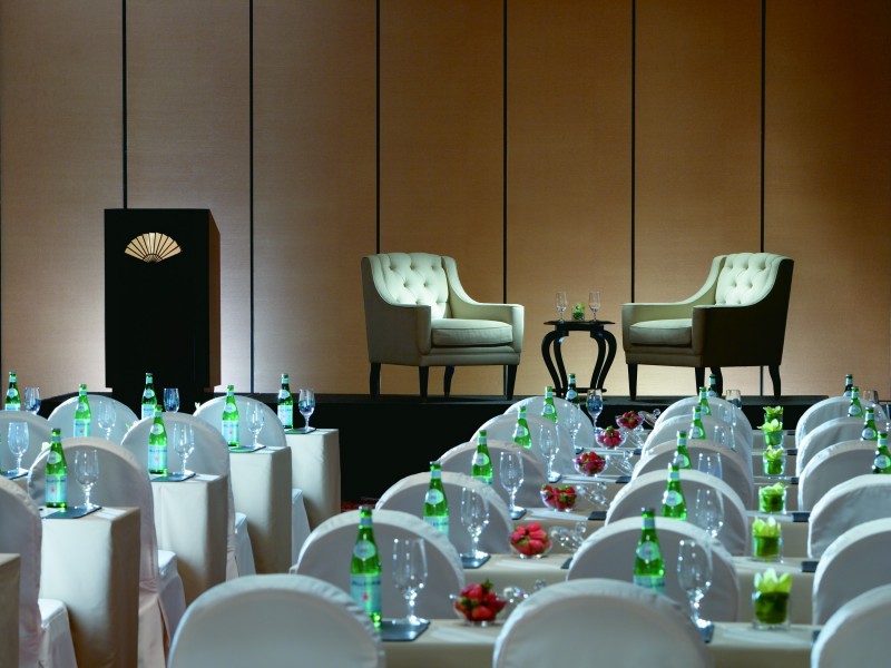 点击大图看下一张：文华东方酒店餐饮会议图片