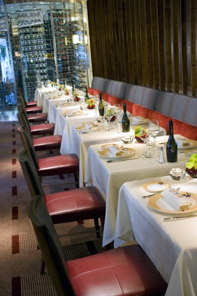 点击大图看下一张:文华东方酒店餐饮酒吧图片