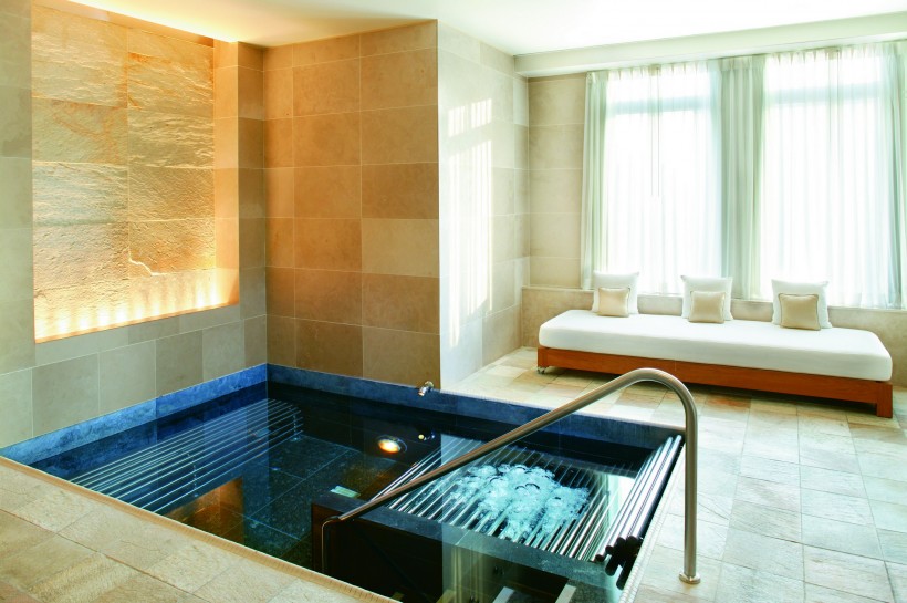 点击大图看下一张：文华东方酒店水疗图片