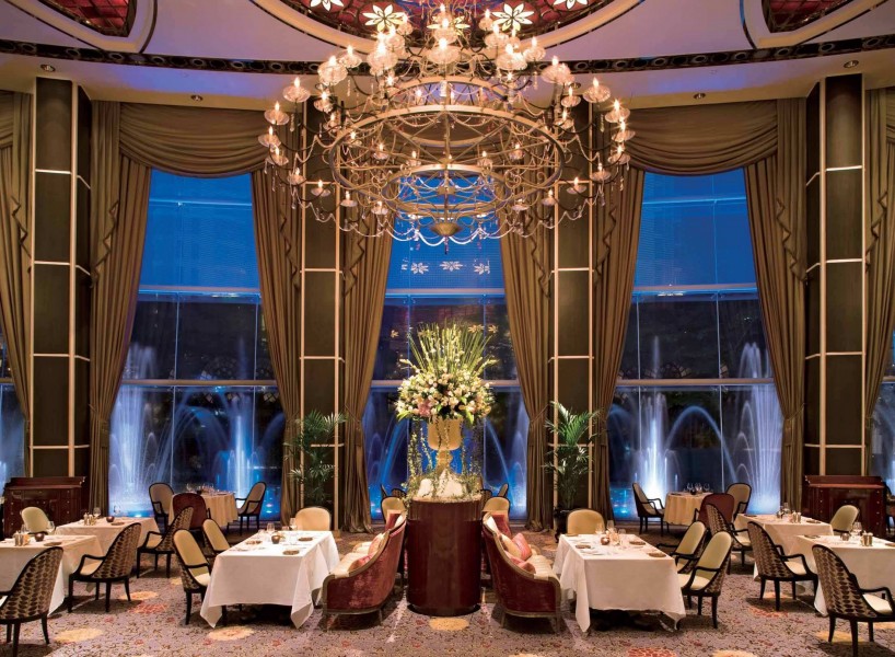 点击大图看下一张：新加坡瑞吉酒店图片