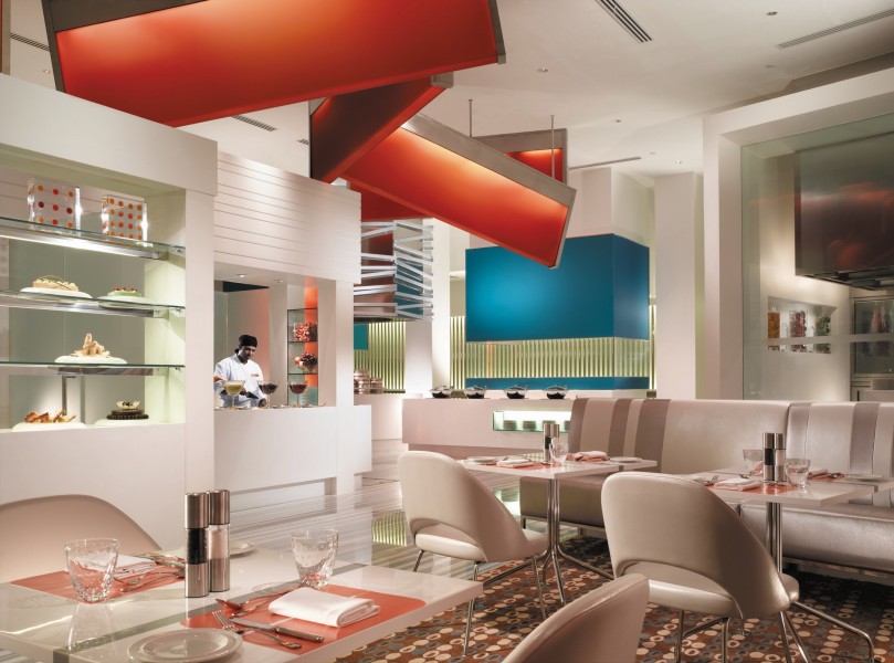 点击大图看下一张：新加坡香格里拉大酒店餐厅酒吧图片
