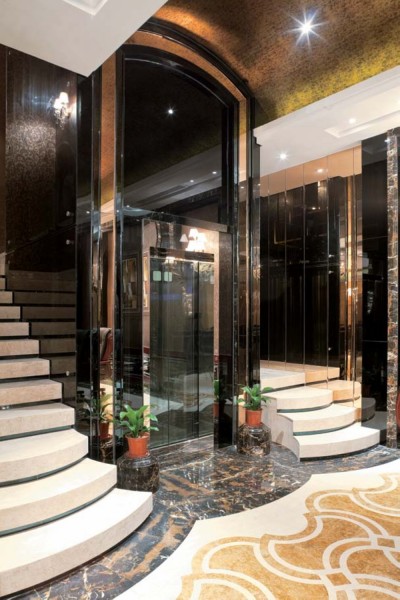 点击大图看下一张:广州颐和高尔夫庄园B区C型别墅样板房图片