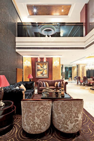 点击大图看下一张:广州颐和高尔夫庄园B区C型别墅样板房图片