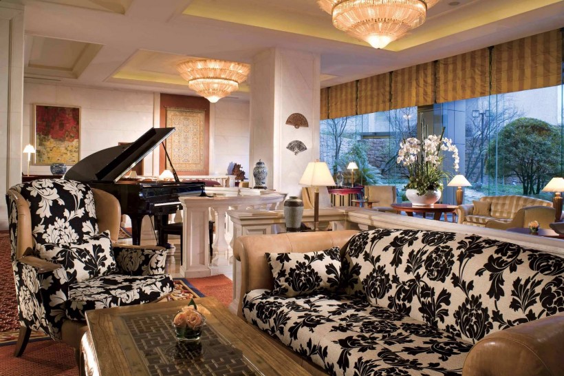 点击大图看下一张:中国上海威斯汀大饭店图片