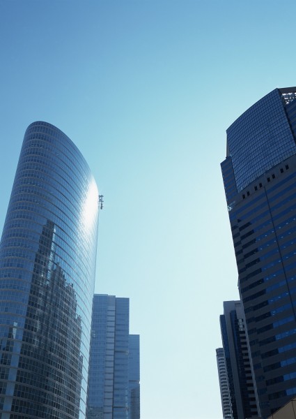 点击大图看下一张：城市高楼大厦图片