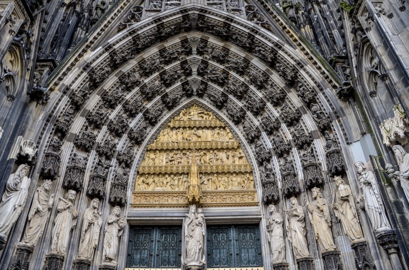 点击大图看下一张：德国科隆大教堂图片