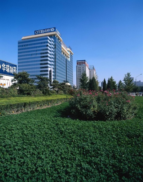 点击大图看下一张:广东城市建筑图片