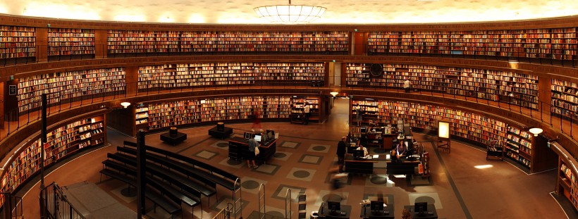 点击大图看下一张：宏伟大气的图书馆图片