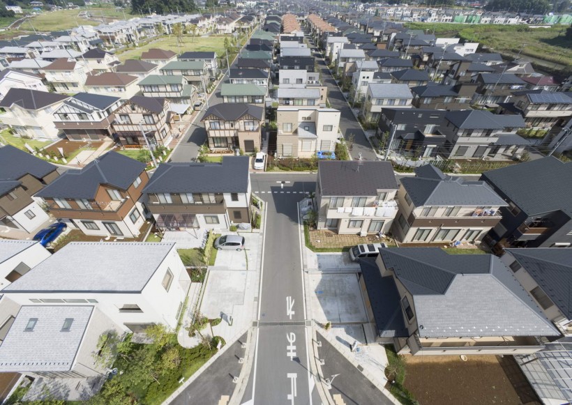 点击大图看下一张：日本城镇建筑图片
