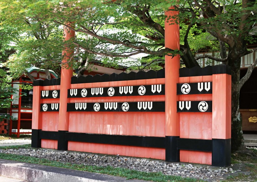 点击大图看下一张:日本古建筑图片