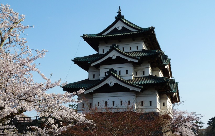 点击大图看下一张：日本古老建筑图片