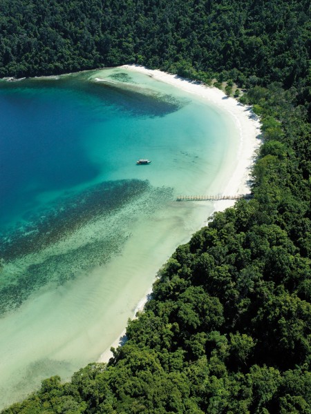 点击大图看下一张:香格里拉丹绒亚路度假酒店周边风景图片