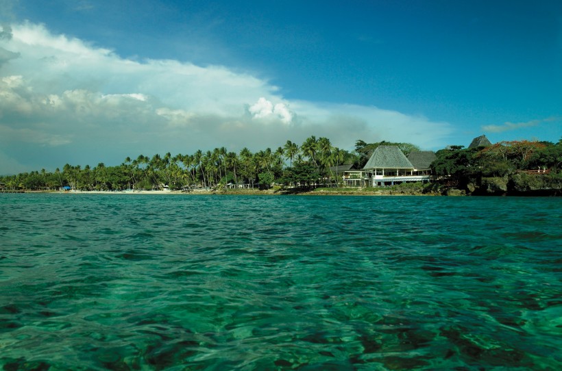 点击大图看下一张：香格里拉斐济度假酒店风景图片