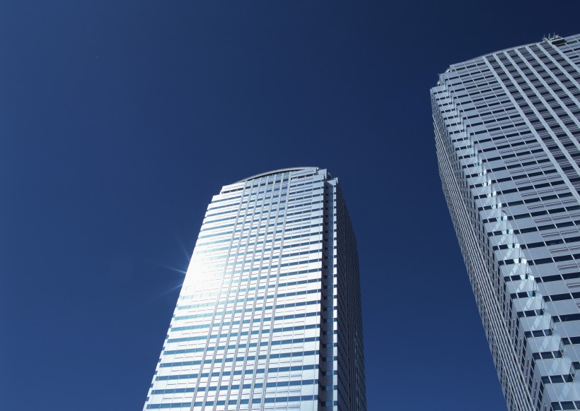 点击大图看下一张：商业城市背景图片