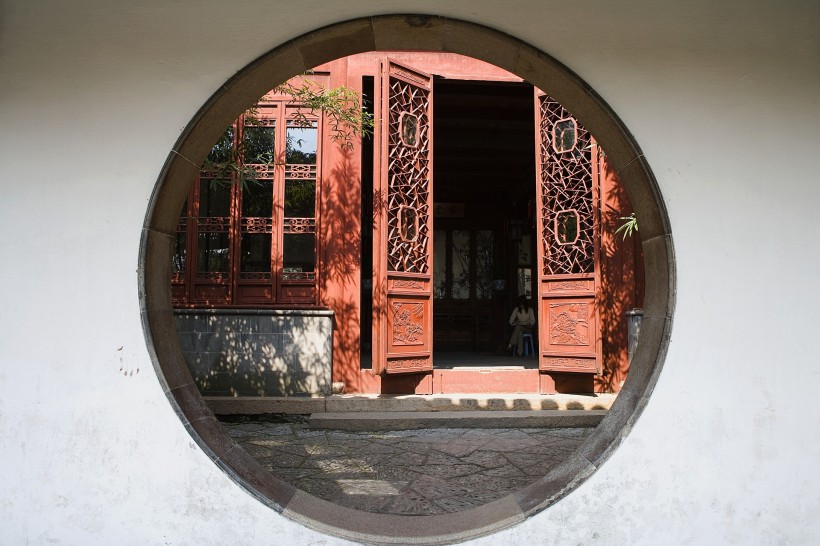 点击大图看下一张：中国传统建筑图片